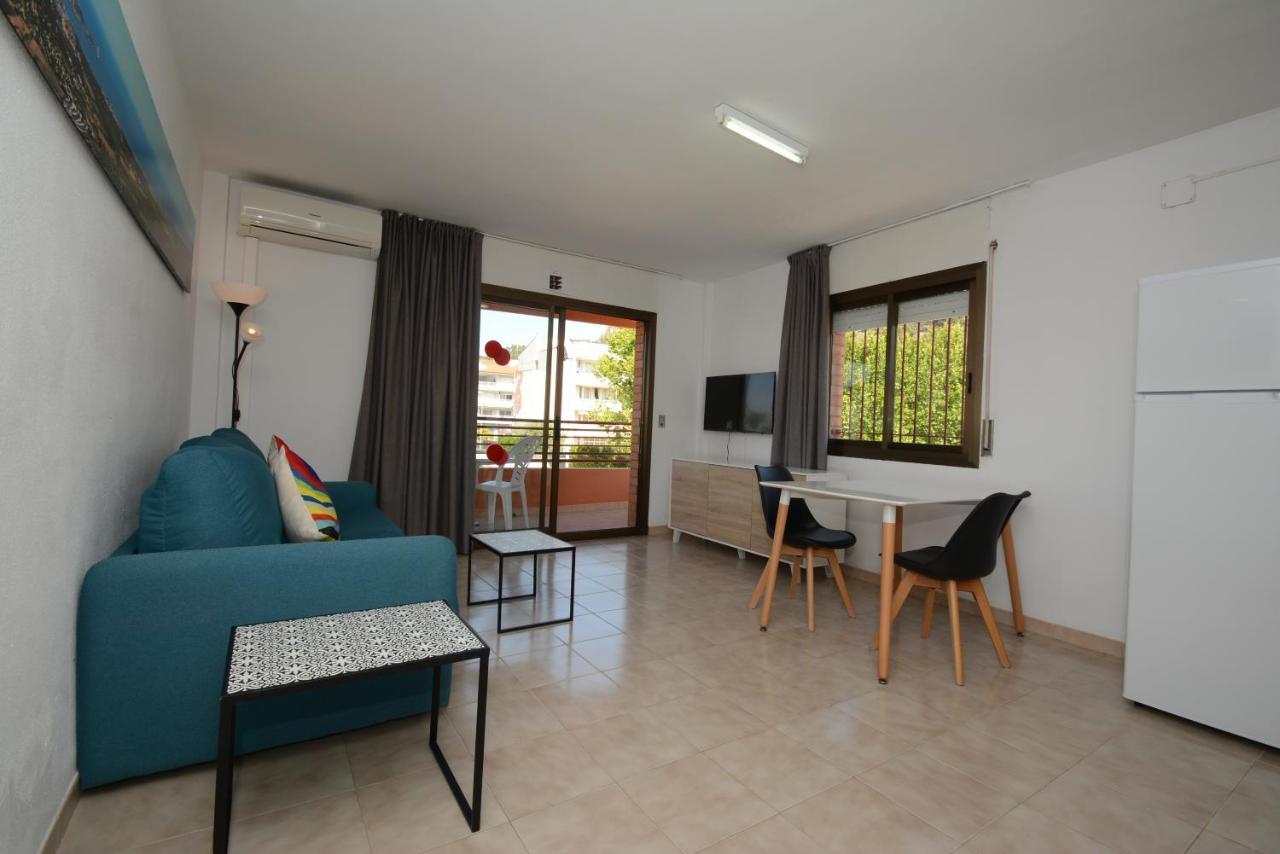 Apartamentos Familiares Sa Gavina Estartit 埃斯塔蒂特 外观 照片