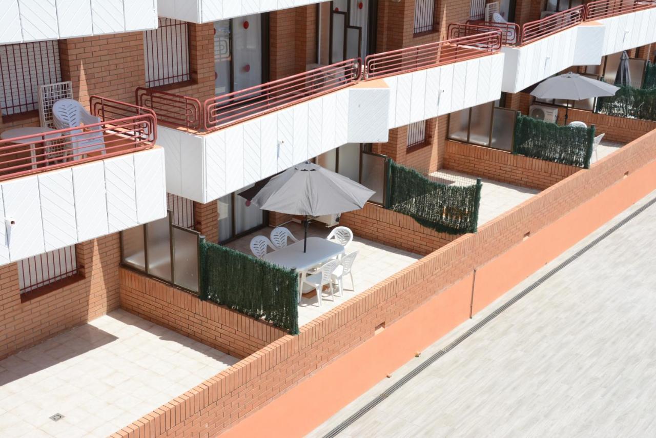 Apartamentos Familiares Sa Gavina Estartit 埃斯塔蒂特 外观 照片